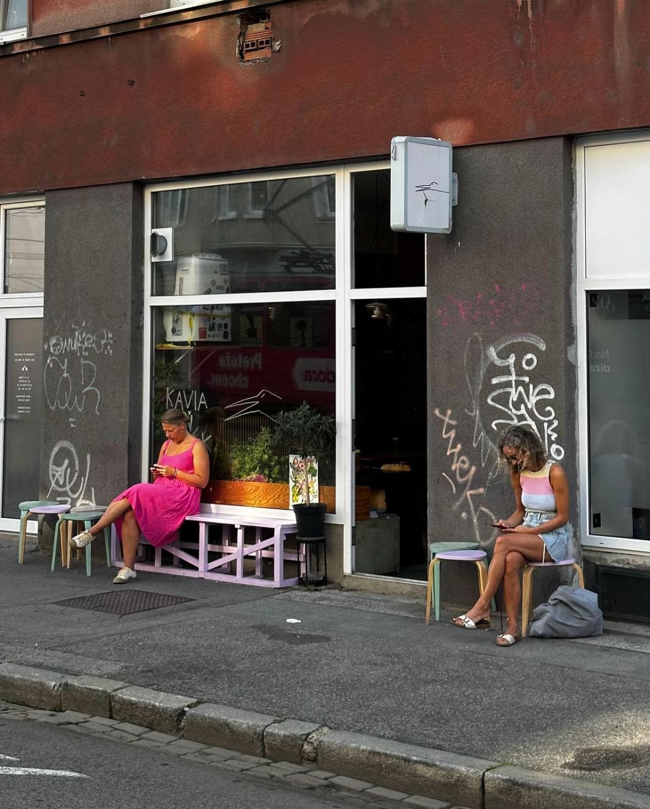 Urban Zenhouse No.2 - Breakfast Included Apartman Pozsony Kültér fotó